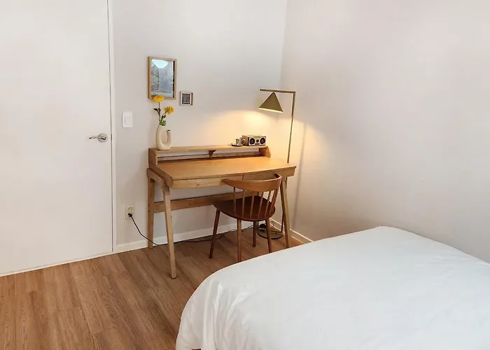 35 Pyeong Lotte Tower, Lotte World, Seokchon Lake, Seongsu, Gangnam Coex, Kspo Dome, Gym, Ginseng Sauna, Asan Hospital Villa Seoel